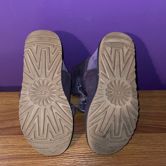 UGG Gita Twinkle Bow - Picture 5 of 5